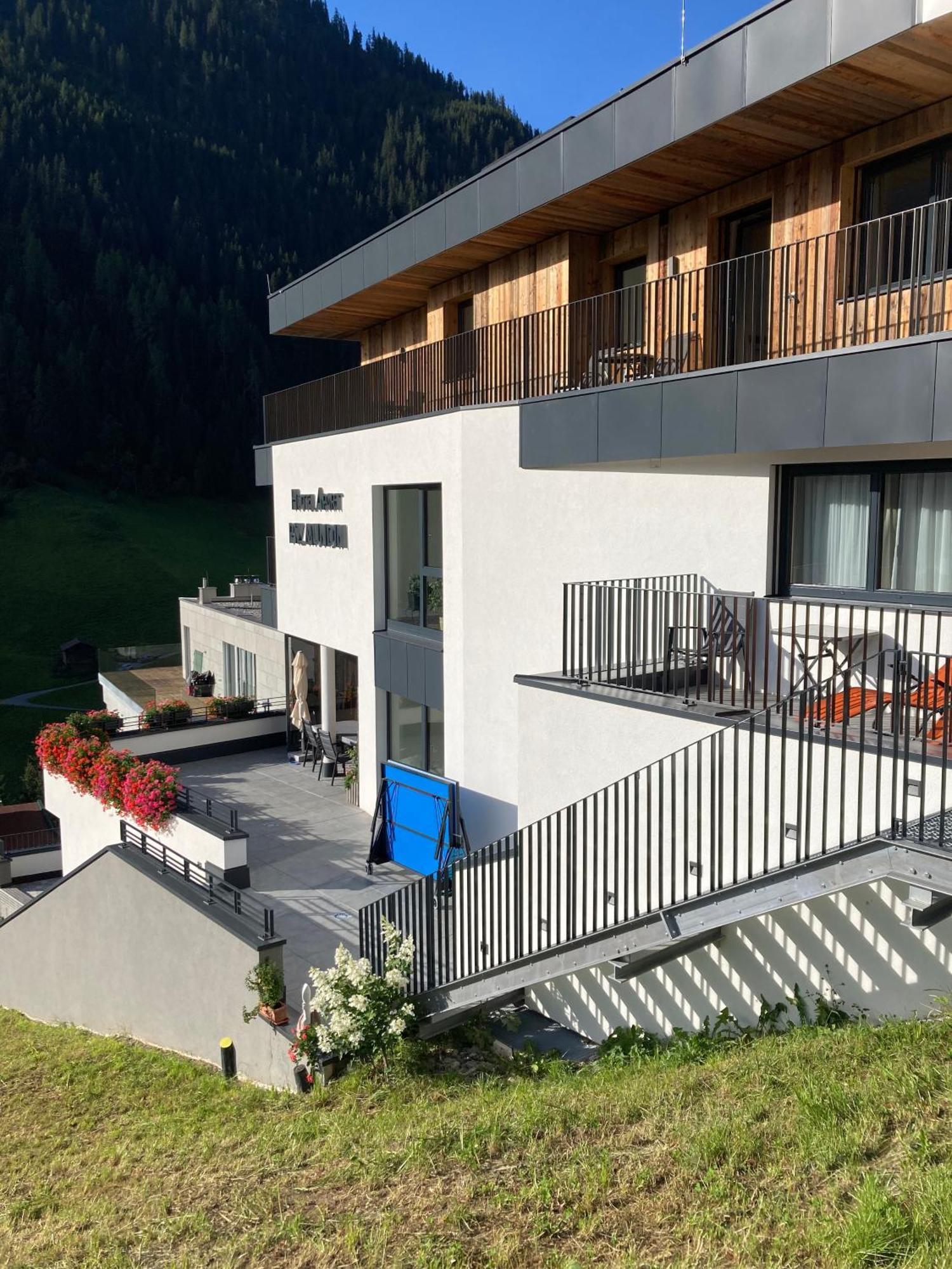 Hotel Apart Piz Mundin 카플 외부 사진
